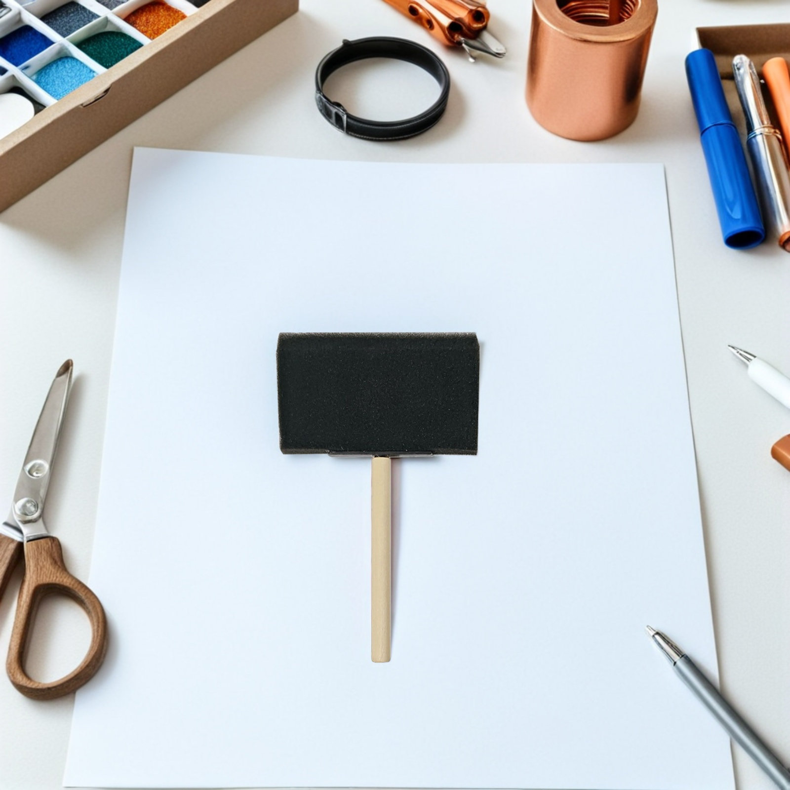 Art And Craft With Paint - 30本入りフォームペイントスポンジブラシ 木製ハンドル付き クラフトペイントブラシ 壁、紙、キャンバス用 DIYキッズアートプロジェクト
