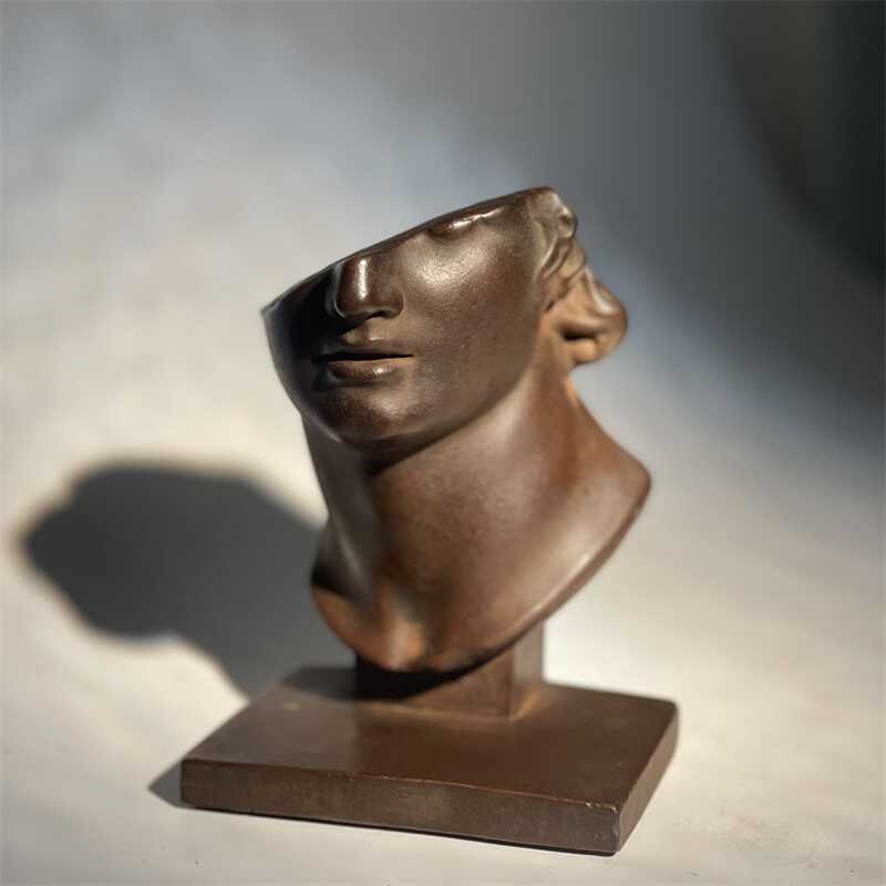 ヨーロッパ風の古代ギリシャ芸術像「若きアレクサンダー大王」文 - Art Craft India のレビューと価格