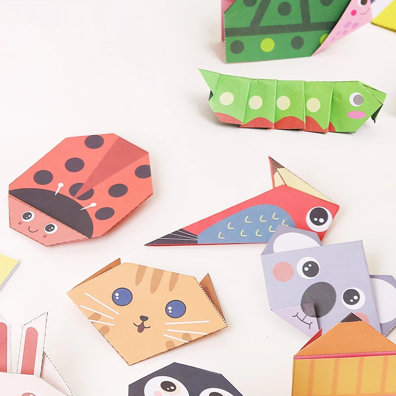 Fuuny 折り紙ペーパークラフトガイドブック プロジェクト - Art Craft Books のレビューと価格